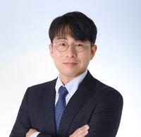 アドバイザー 篠原翼